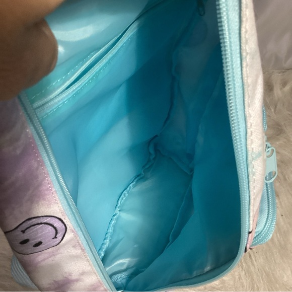 No Boundaries Smiley Faces Tie Dye Sling Pack Backpack - Picture 8 of 9